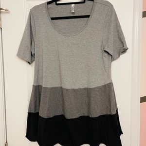 Medium Colorblock Lularoe Perfect Tee